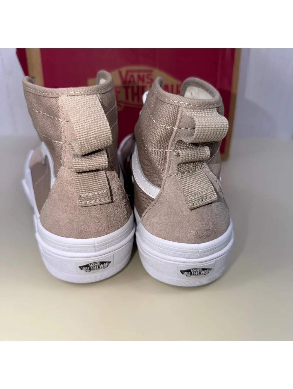 Vans Sentry Sk8-Hi UltraCush High Top Light Brown Suede Women’s 6.5 Men’s 5 NEW
